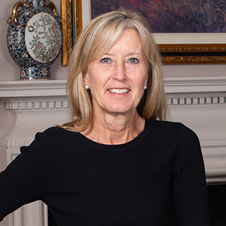 Elizabeth Council headshot